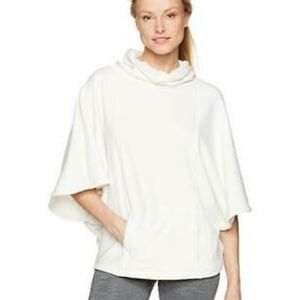 Maaji Activewear Pullover Size Medium